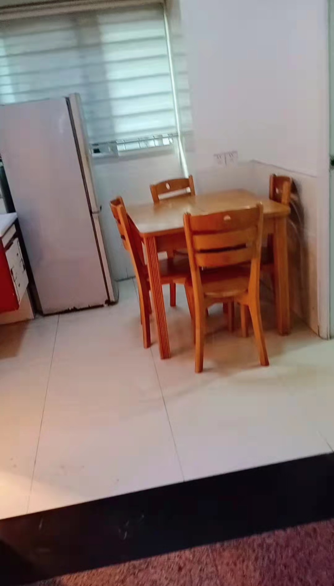 新港街 2室1厅1卫 1200.0元/月 新港街 2室1厅1卫 1200.0元/月室内图