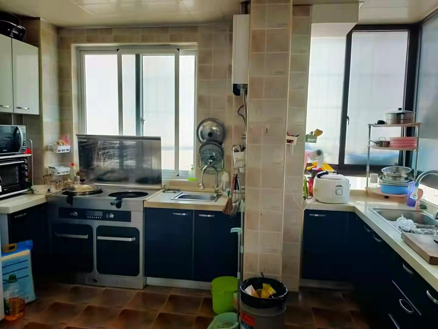 蓝筹公寓二期2-3栋 2室2厅1卫 54.0万 蓝筹公寓二期2-3栋 2室2厅1卫 54.0万客厅