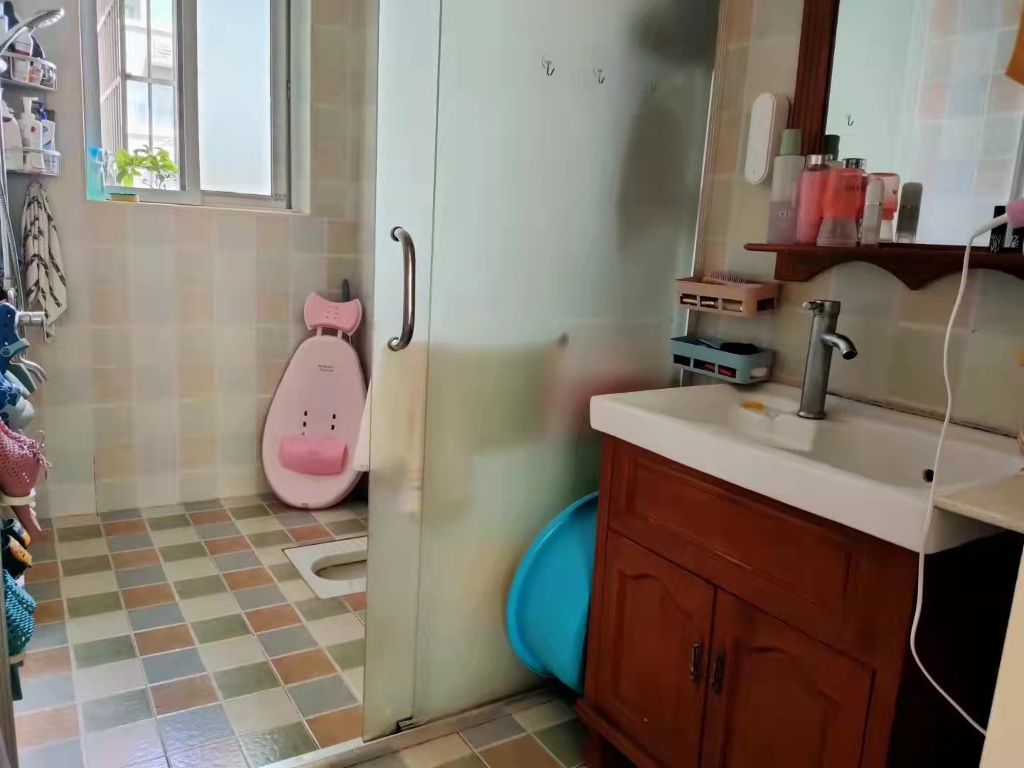 蓝筹公寓二期2-3栋 2室2厅1卫 54.0万 蓝筹公寓二期2-3栋 2室2厅1卫 54.0万客厅