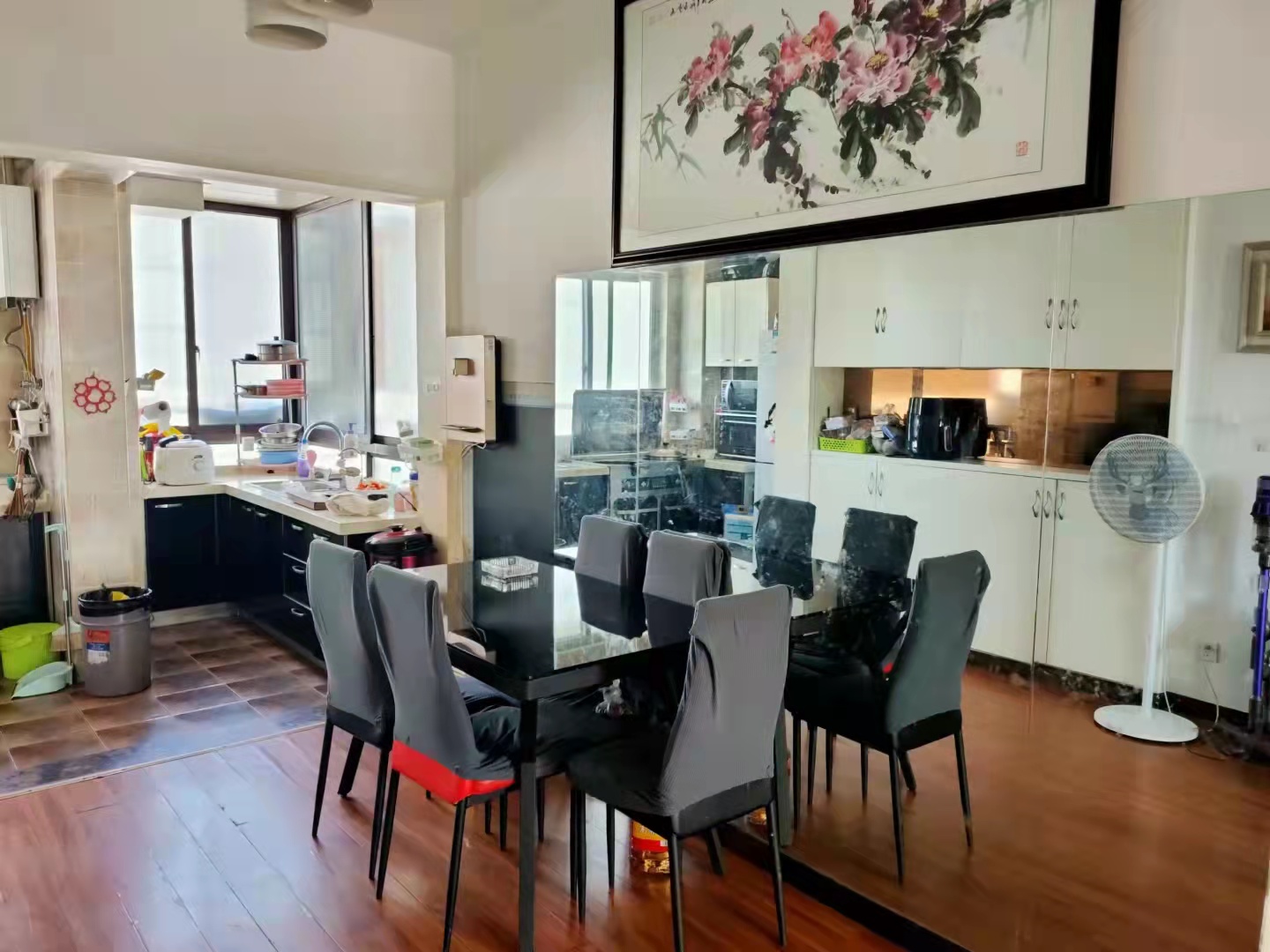 蓝筹公寓二期2-3栋 2室2厅1卫 54.0万 蓝筹公寓二期2-3栋 2室2厅1卫 54.0万客厅