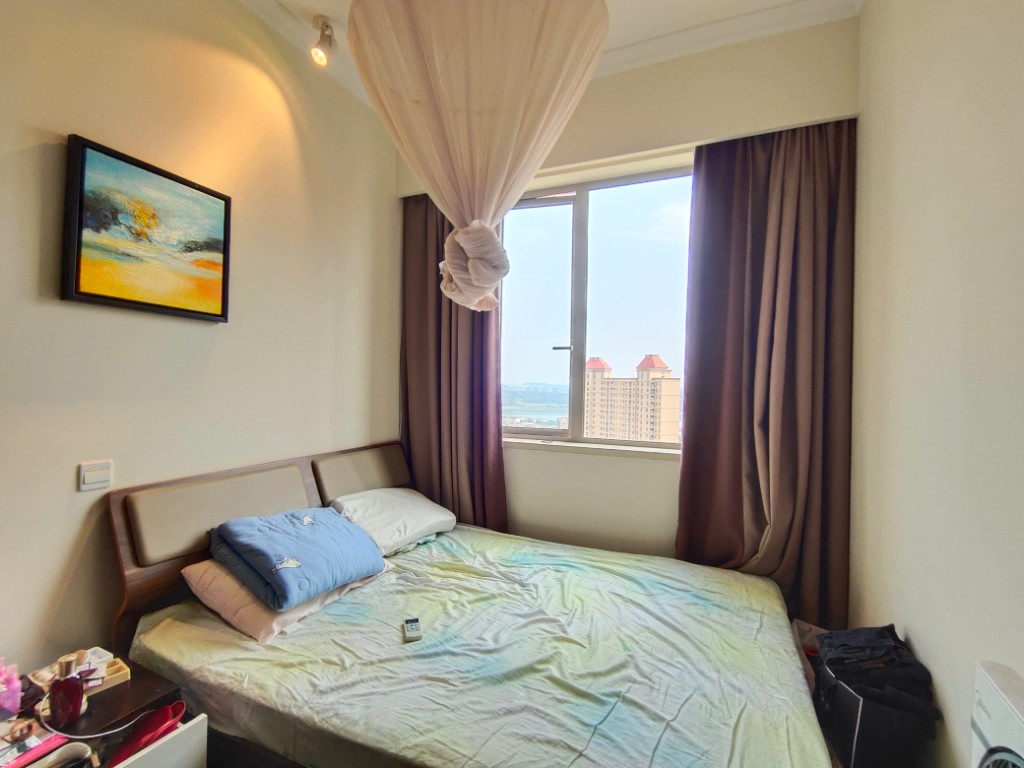 晋合湘水湾一期 3室2厅1卫 69.8万 晋合湘水湾一期 3室2厅1卫 69.8万客厅