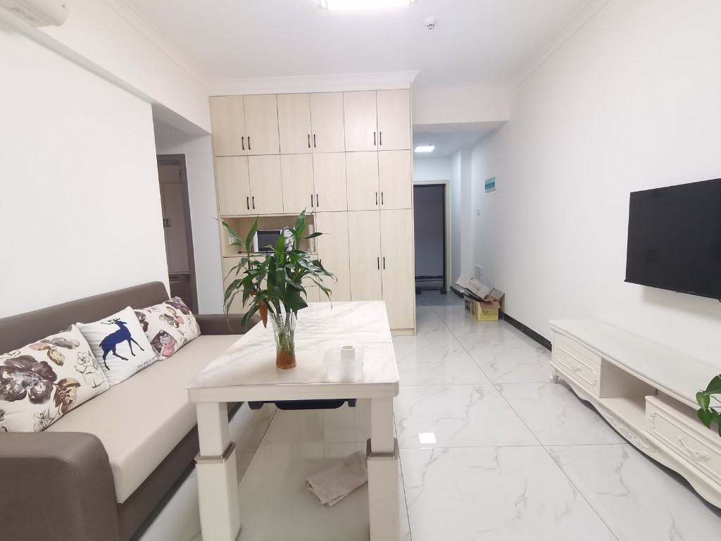 百弘学府城 2室1厅1卫 1600.0元/月 百弘学府城 2室1厅1卫 1600.0元/月室内图