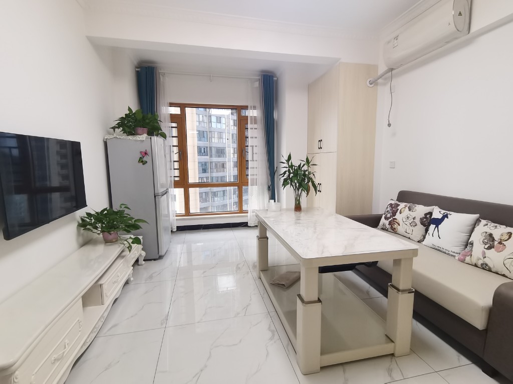 百弘学府城 2室1厅1卫 1600.0元/月 百弘学府城 2室1厅1卫 1600.0元/月室内图