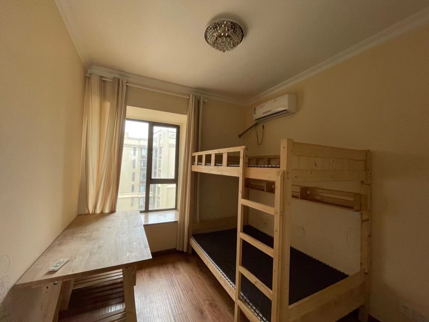 南湖世纪 3室2厅2卫 3300.0元/月 南湖世纪 3室2厅2卫 3300.0元/月室内图