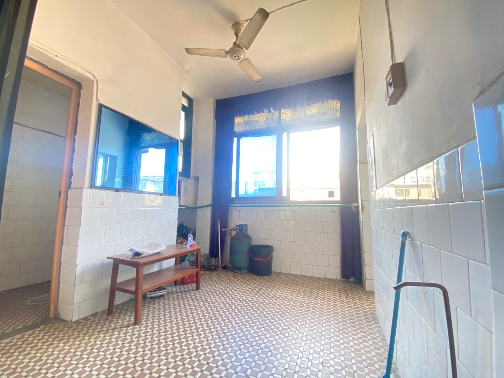 粮食局家属楼 4室2厅1卫 900.0元/月 粮食局家属楼 4室2厅1卫 900.0元/月室内图