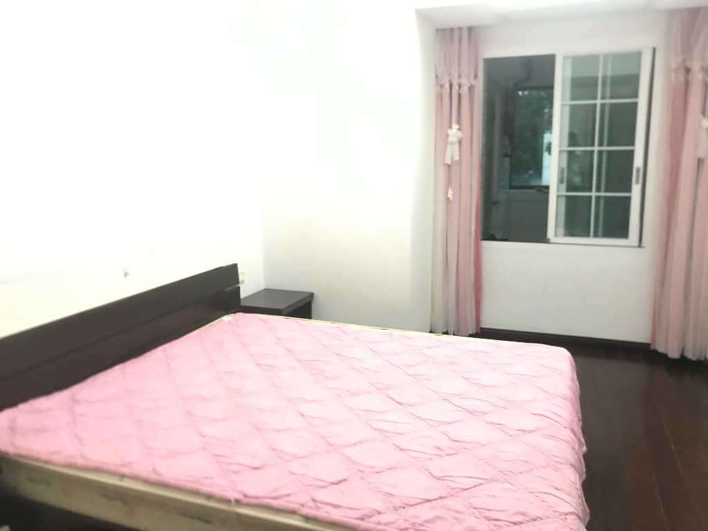 阳光馨庭苑 4室2厅2卫 2500.0元/月 阳光馨庭苑 4室2厅2卫 2500.0元/月室内图