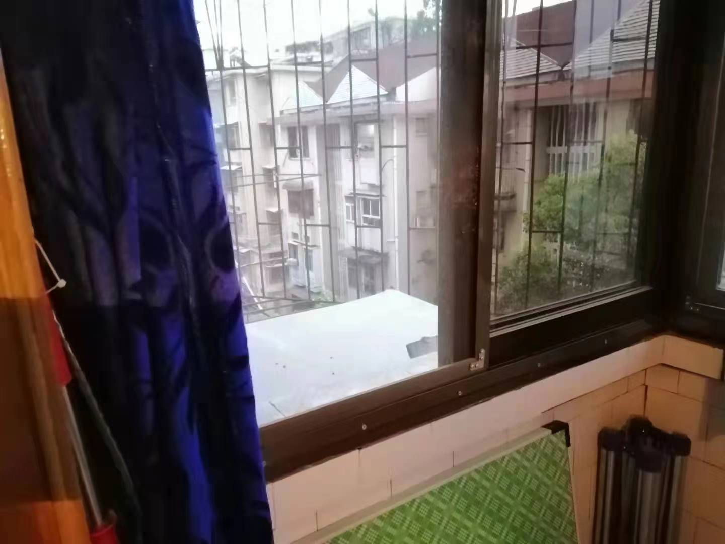 野鸭冲(新屋街) 2室1厅1卫 800.0元/月 野鸭冲(新屋街) 2室1厅1卫 800.0元/月室内图