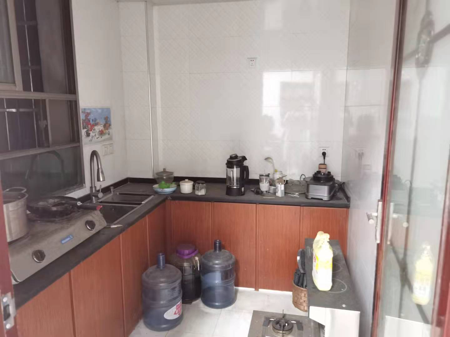 大桃路鑫桃苑安置小区 3室2厅2卫 1300.0元/月 大桃路鑫桃苑安置小区 3室2厅2卫 1300.0元/月室内图