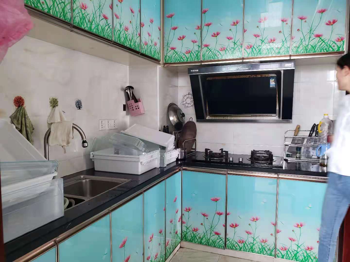 愉景湾东域  3室2厅1卫   65.80万厨房
