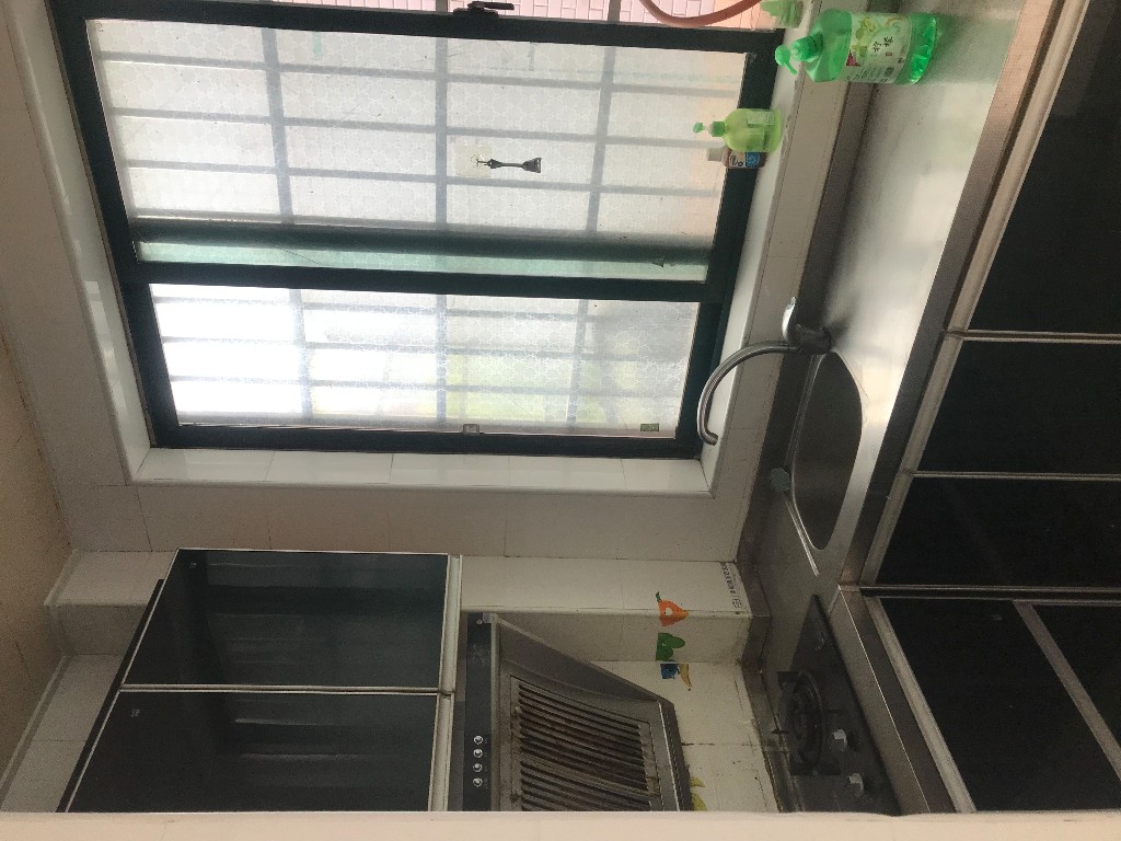 君临新世界  2室2厅1卫    2000.0元/月 君临新世界  2室2厅1卫    2000.0元/月室内图