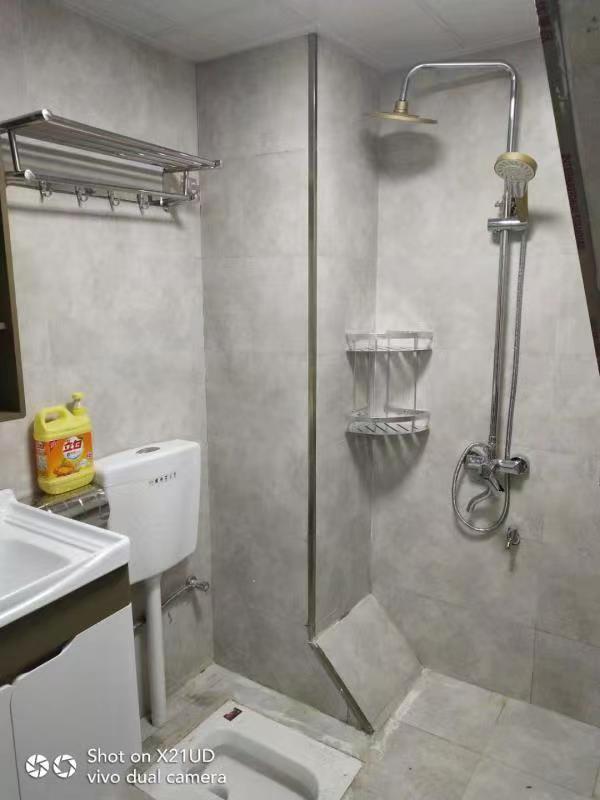 香格里拉  2室2厅1卫    1600.0元/月 香格里拉  2室2厅1卫    1600.0元/月小区图