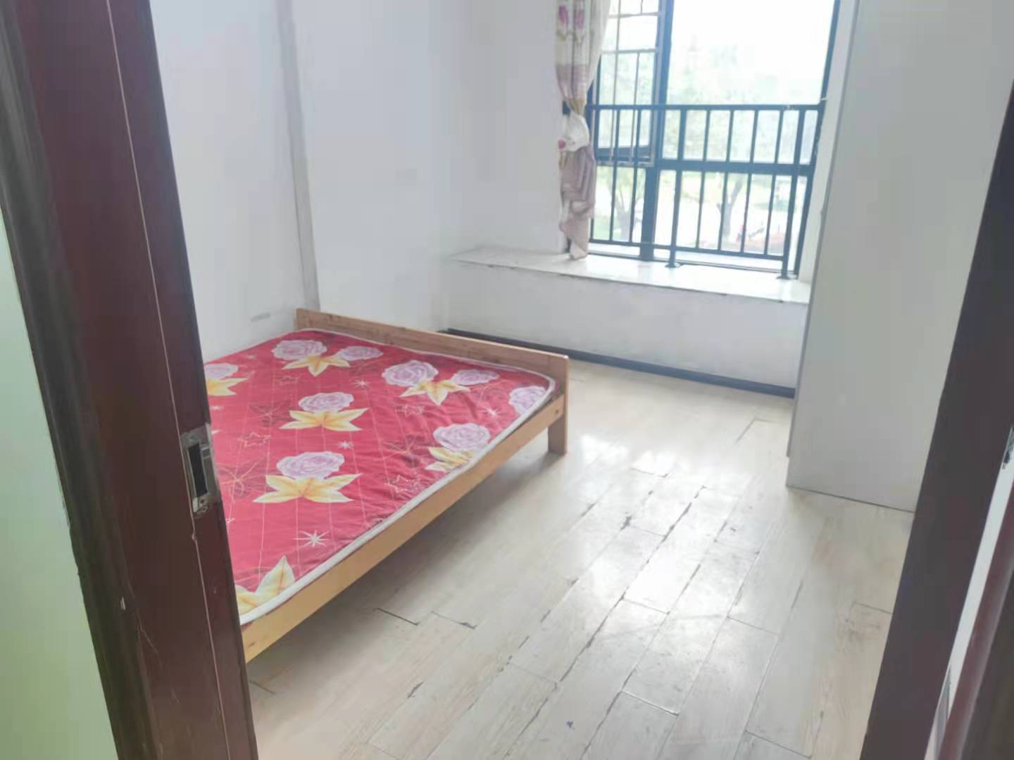 美的林城时代  3室2厅1卫   3000.00元/月室内图