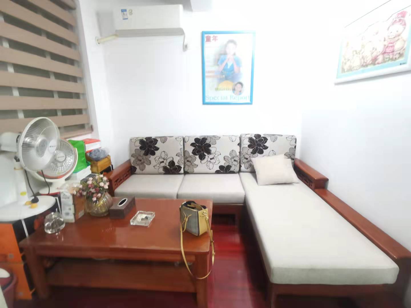 金山大厦 1室1厅1卫 1500.00元/月 金山大厦 1室1厅1卫 1500.00元/月室内图