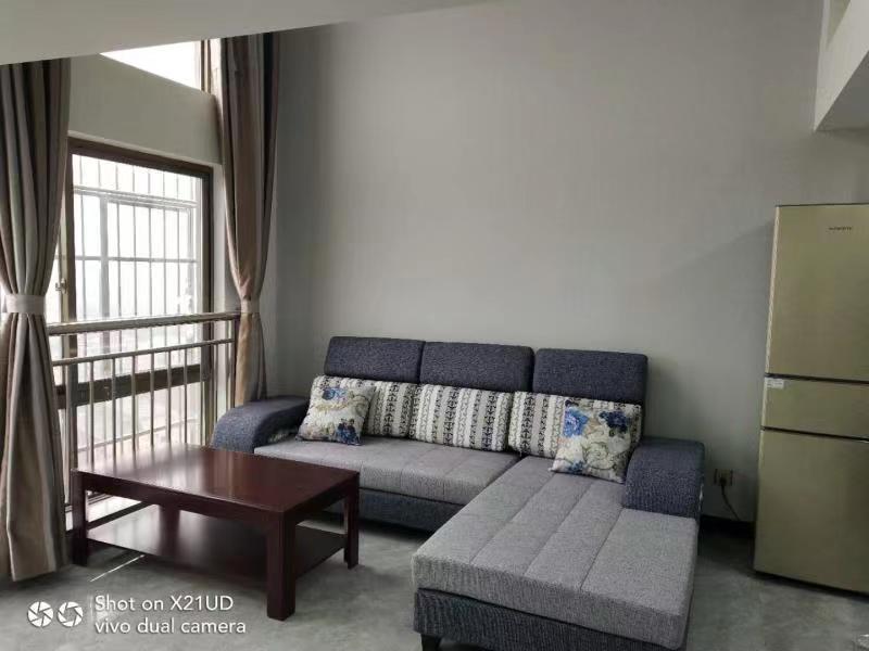 香格里拉  2室2厅1卫    1600.0元/月 香格里拉  2室2厅1卫    1600.0元/月小区图