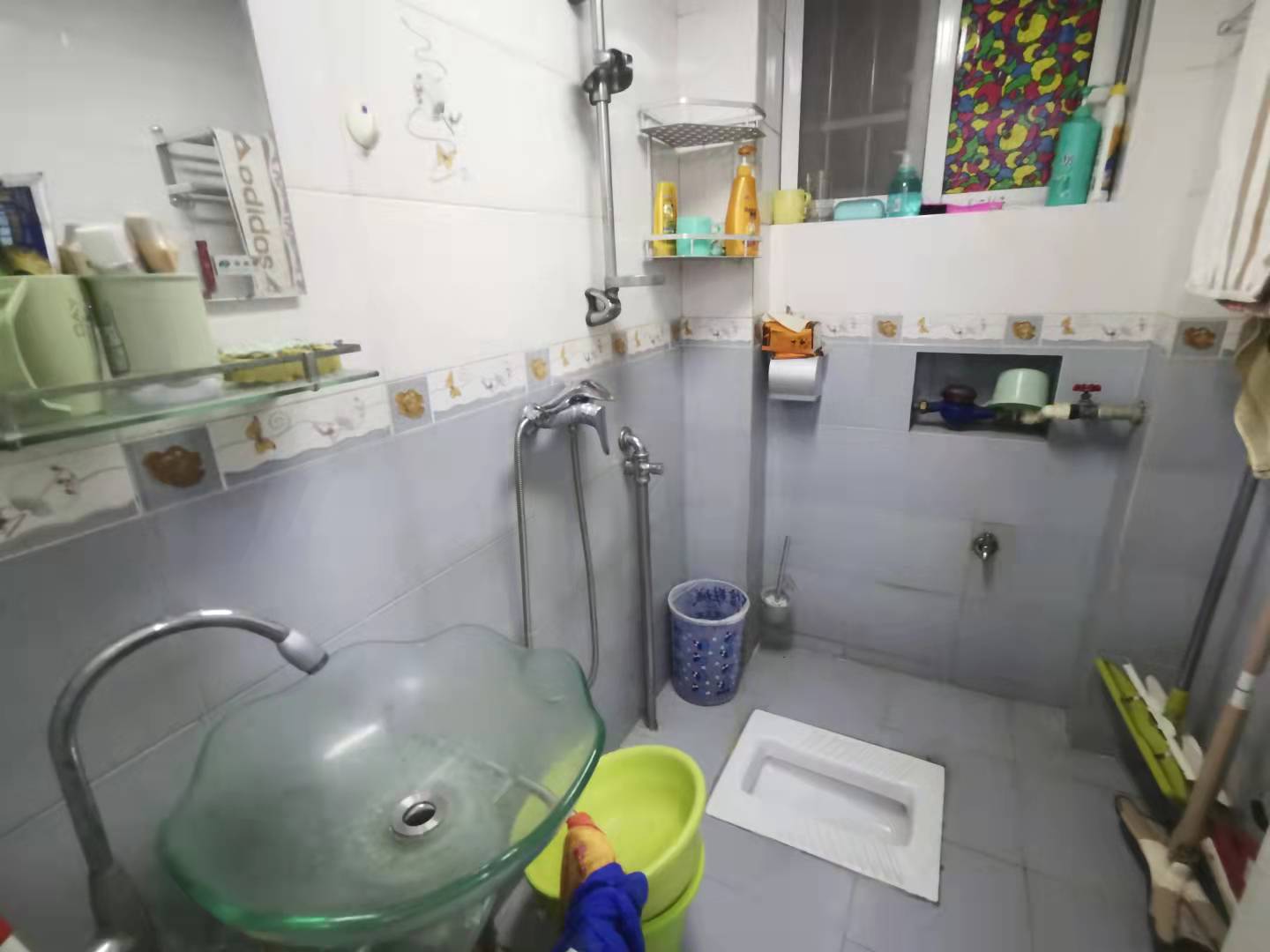 金山大厦 1室1厅1卫 1500.00元/月 金山大厦 1室1厅1卫 1500.00元/月室内图