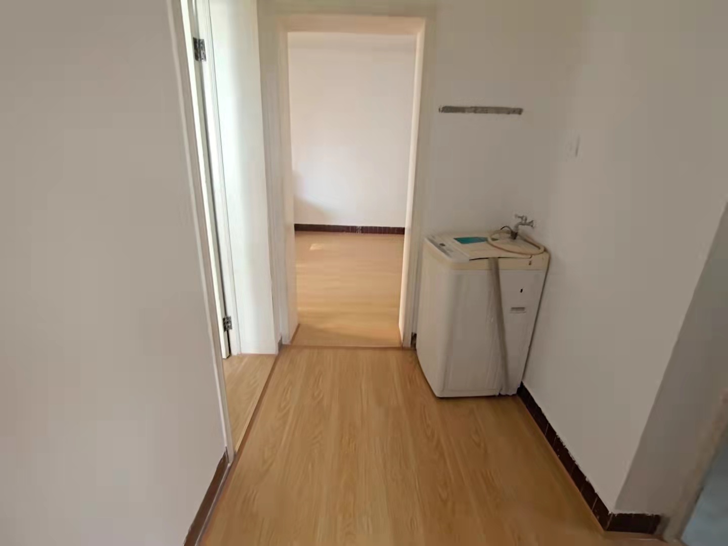 金锦花园 2室1厅1卫 1200.0元/月 金锦花园 2室1厅1卫 1200.0元/月室内图