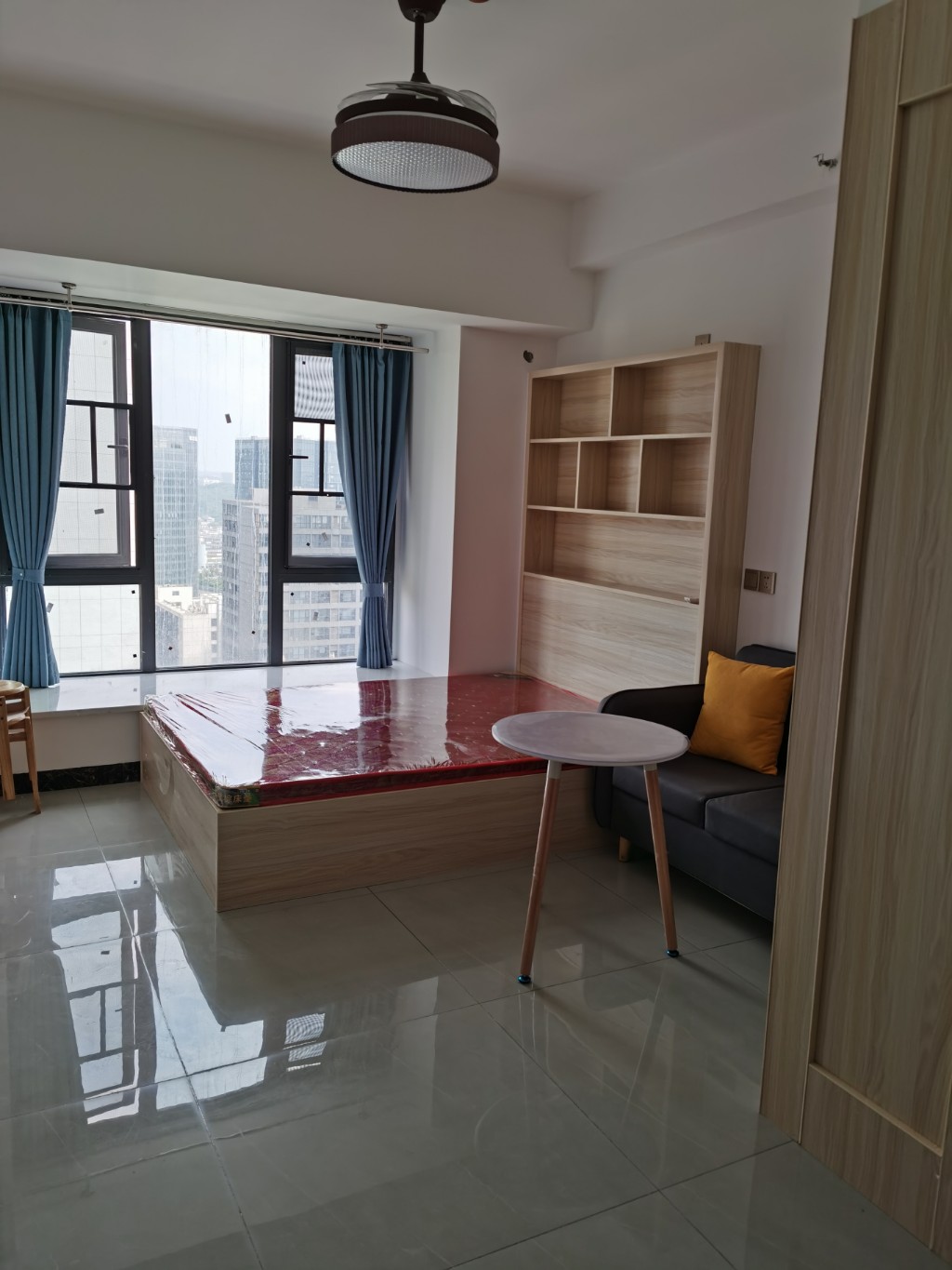 复地星光天地 1室1厅1卫 1800.0元/月 复地星光天地 1室1厅1卫 1800.0元/月室内图