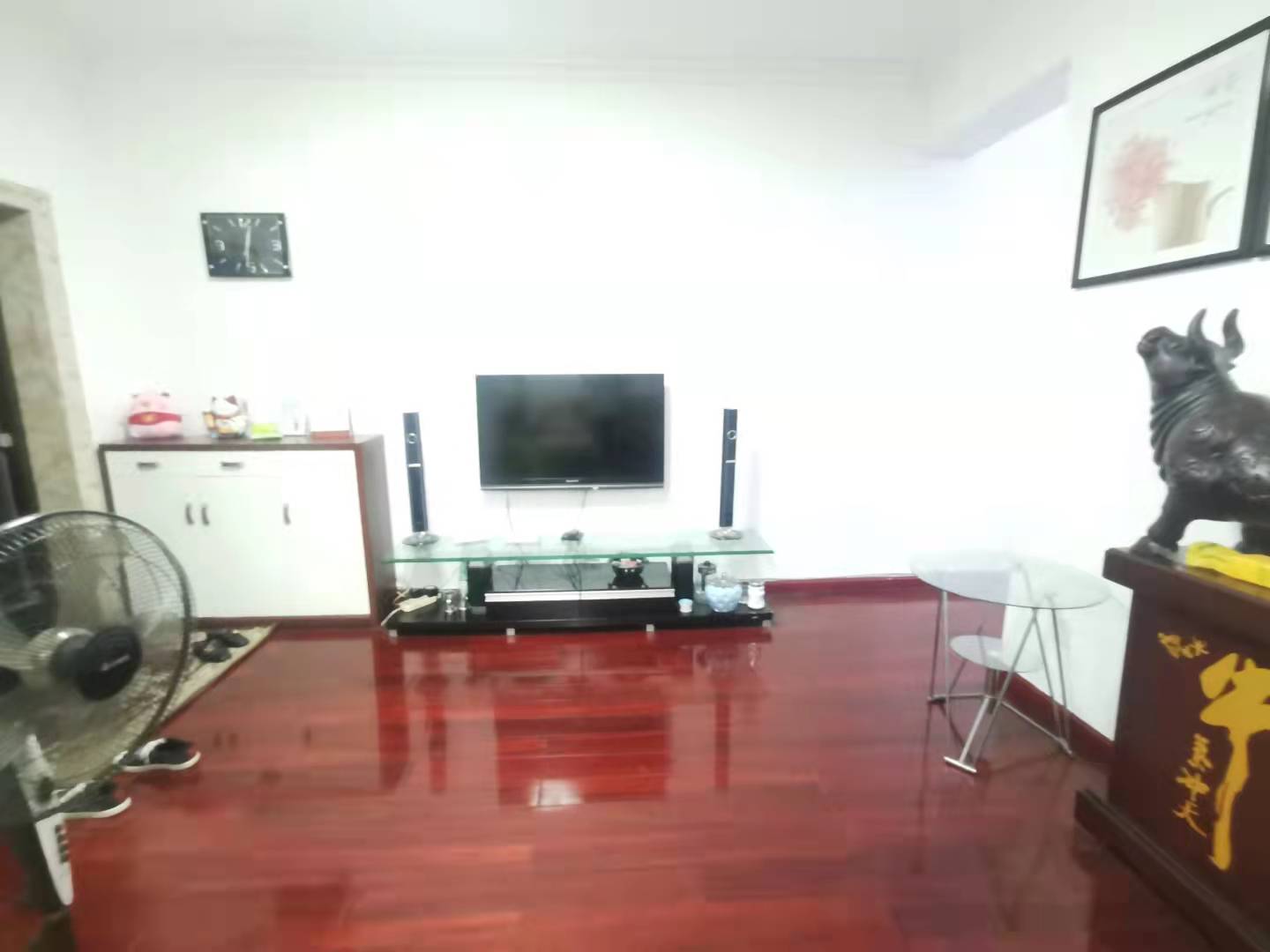 金山大厦 1室1厅1卫 1500.00元/月 金山大厦 1室1厅1卫 1500.00元/月室内图