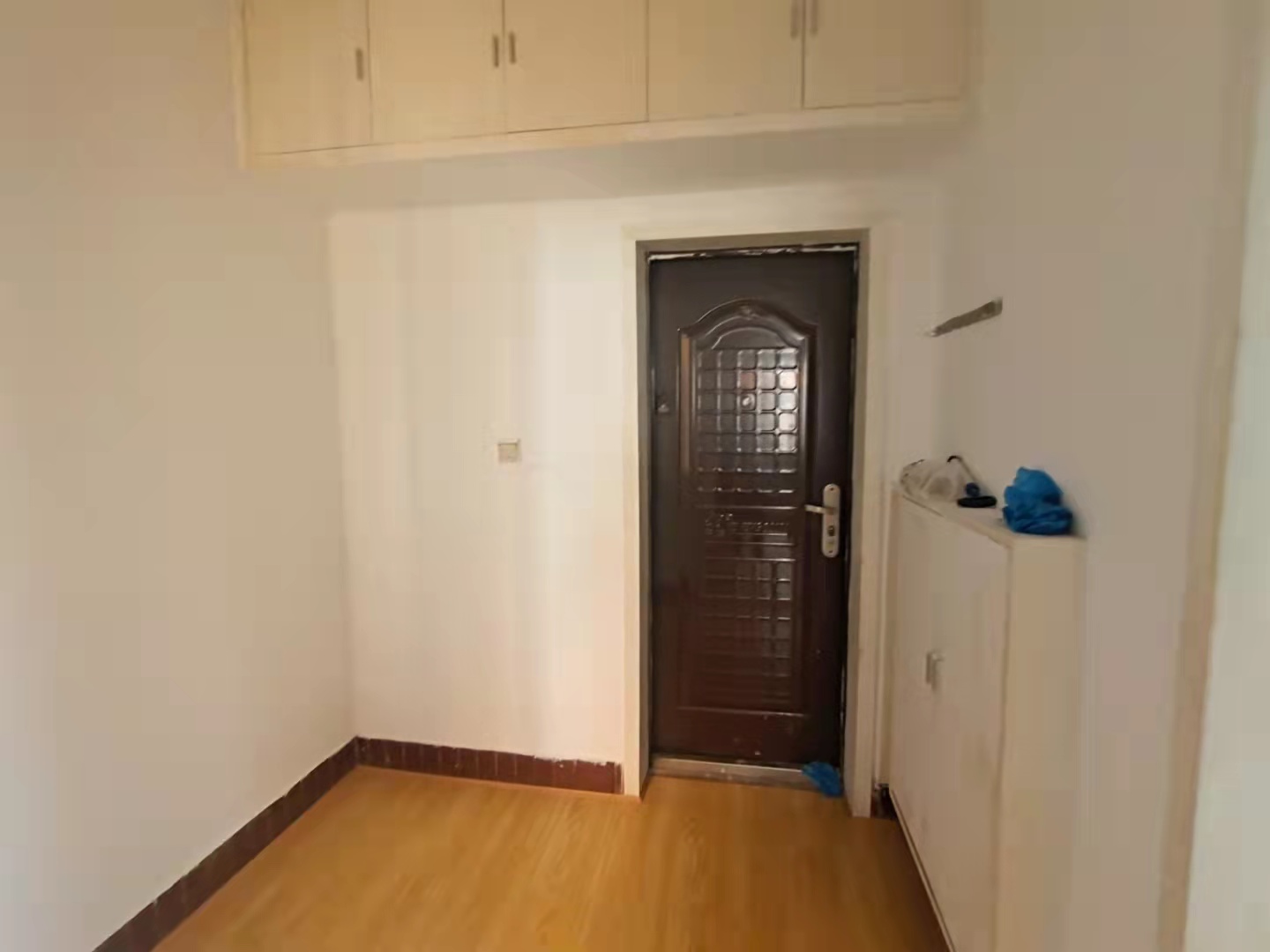 金锦花园 2室1厅1卫 1200.0元/月 金锦花园 2室1厅1卫 1200.0元/月室内图