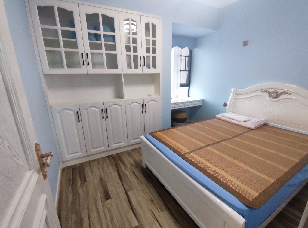 栗雨香堤 3室2厅1卫 70.0万 栗雨香堤 3室2厅1卫 70.0万客厅