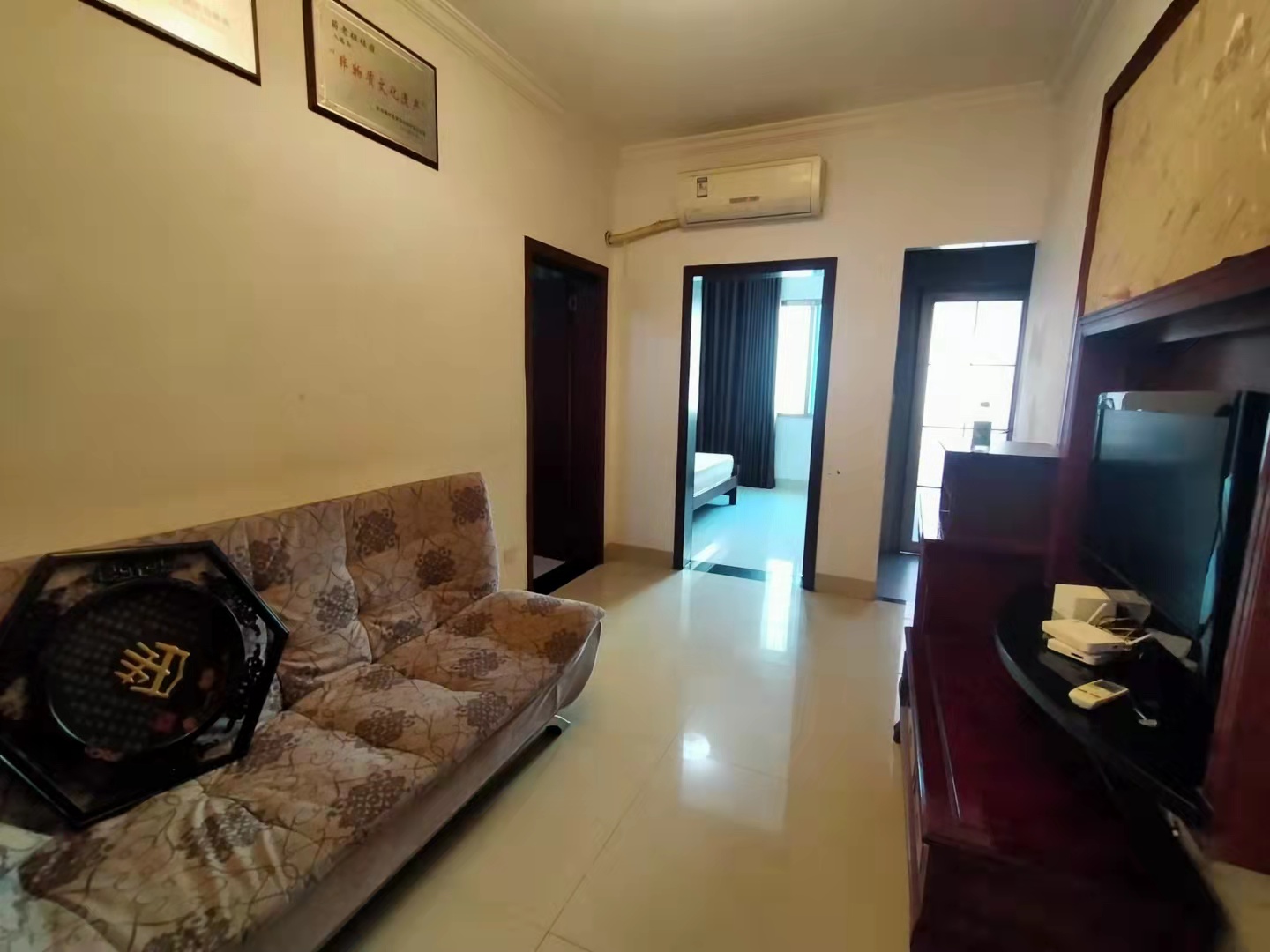 进步亚泰 2室1厅1卫 1500.0元/月 进步亚泰 2室1厅1卫 1500.0元/月室内图