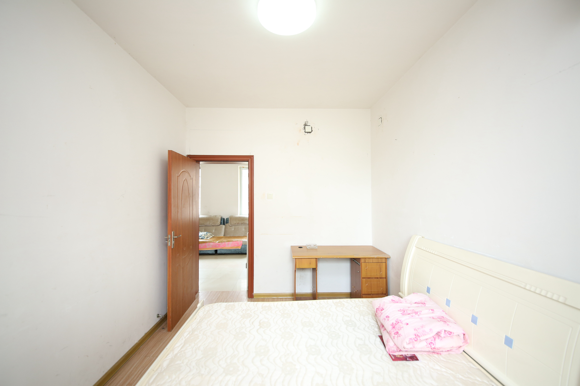 远大一路五矿宿舍  3室1厅1卫    59.8万卧室