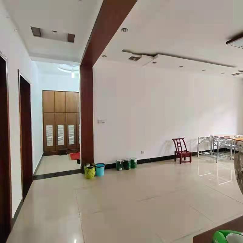 兴明小区  3室2厅2卫    50.8万 兴明小区  3室2厅2卫    50.8万