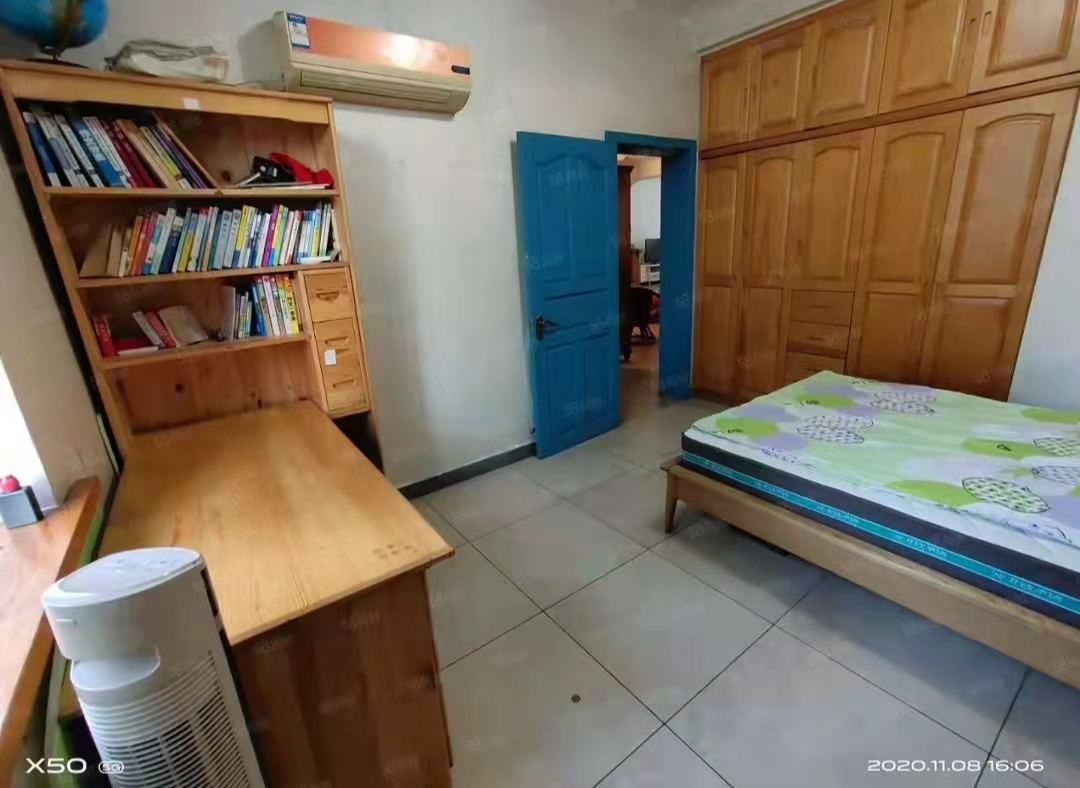 康泰花园  3室2厅2卫    68.8万 康泰花园  3室2厅2卫    68.8万卧室