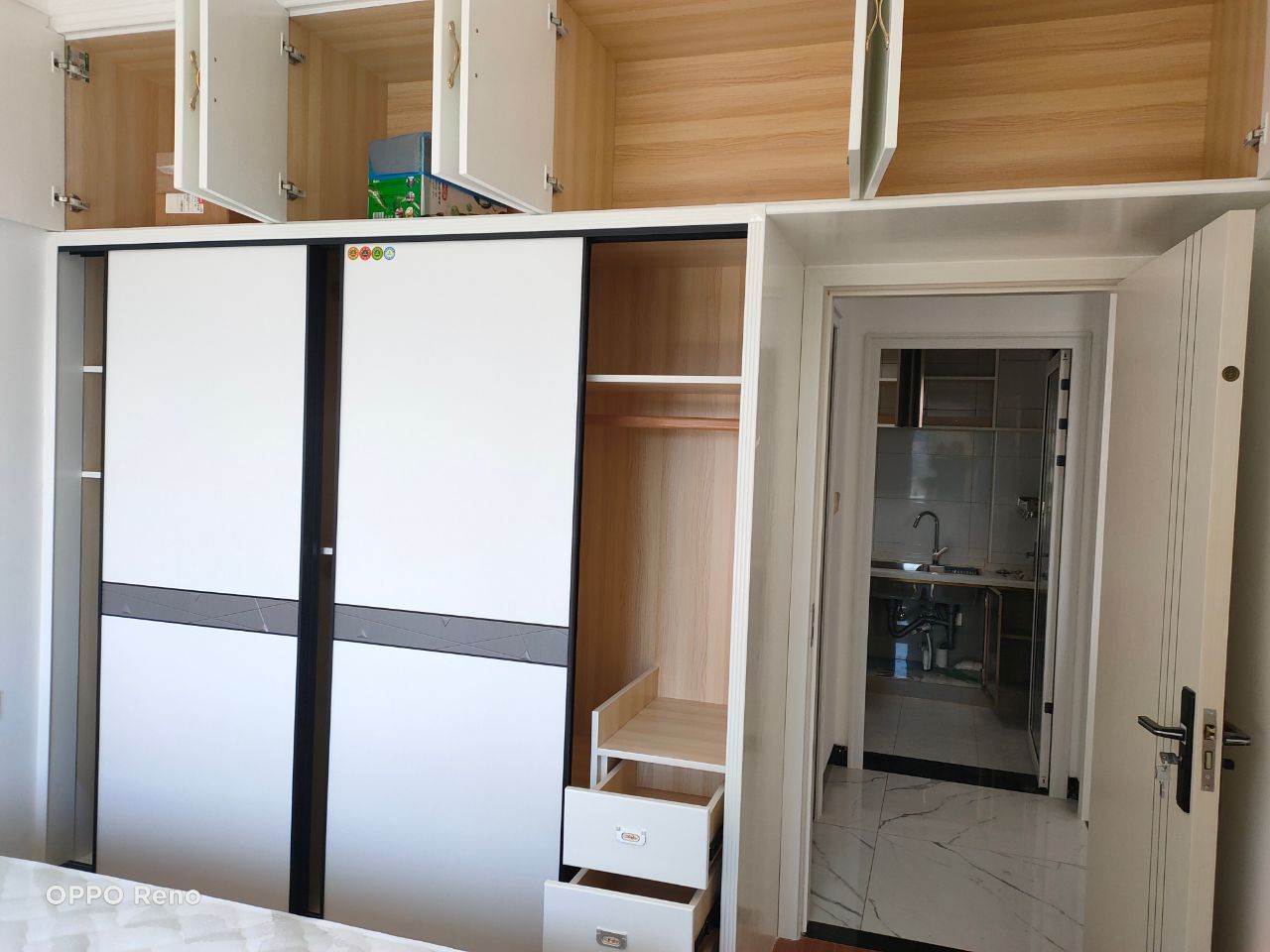 百弘学府城  3室2厅2卫    1900.0元/月 百弘学府城  3室2厅2卫    1900.0元/月室内图