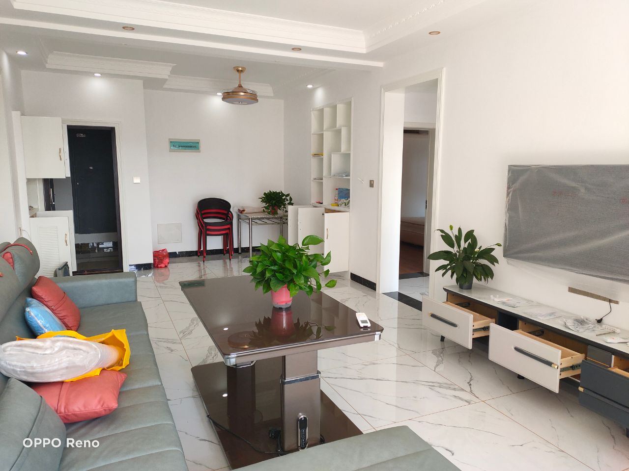 百弘学府城  3室2厅2卫    1900.0元/月 百弘学府城  3室2厅2卫    1900.0元/月室内图