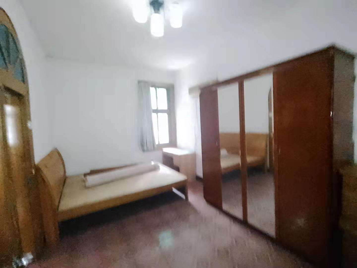 赫山司法局 4室2厅1卫 1500.0元/月 赫山司法局 4室2厅1卫 1500.0元/月室内图