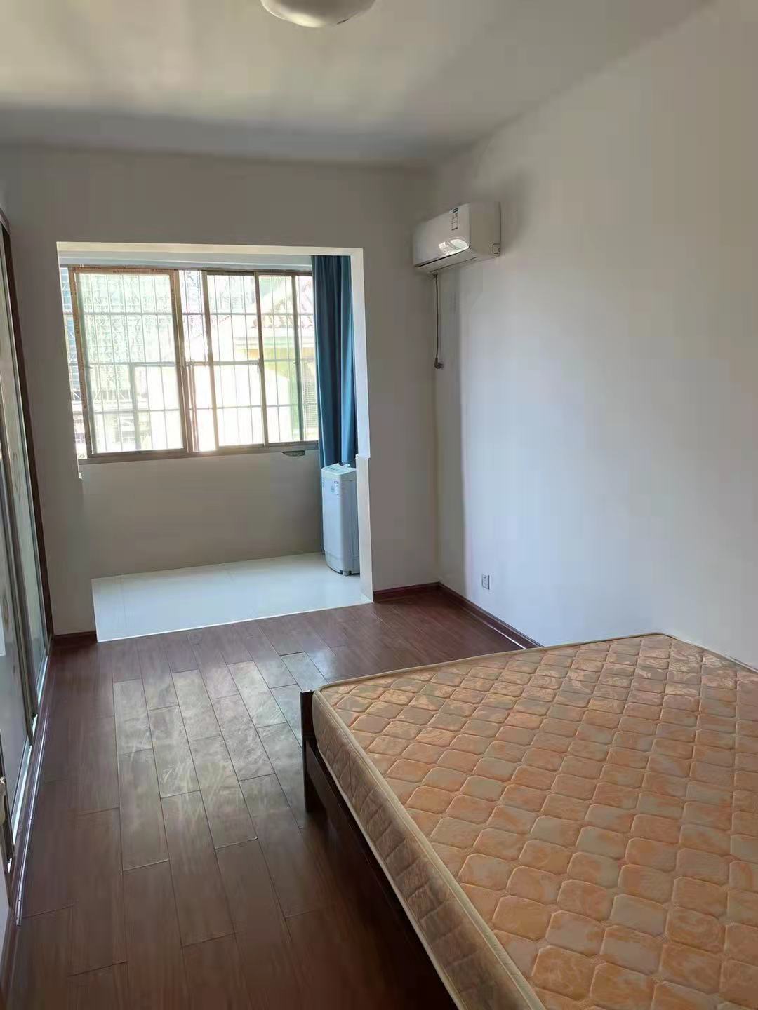 立新长湖安置区(水映豪廷安置房) 3室2厅1卫 1600.0元/月 立新长湖安置区(水映豪廷安置房) 3室2厅1卫 1600.0元/月室内图