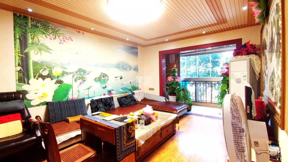 梓湖观邸  3室2厅2卫   128.00万