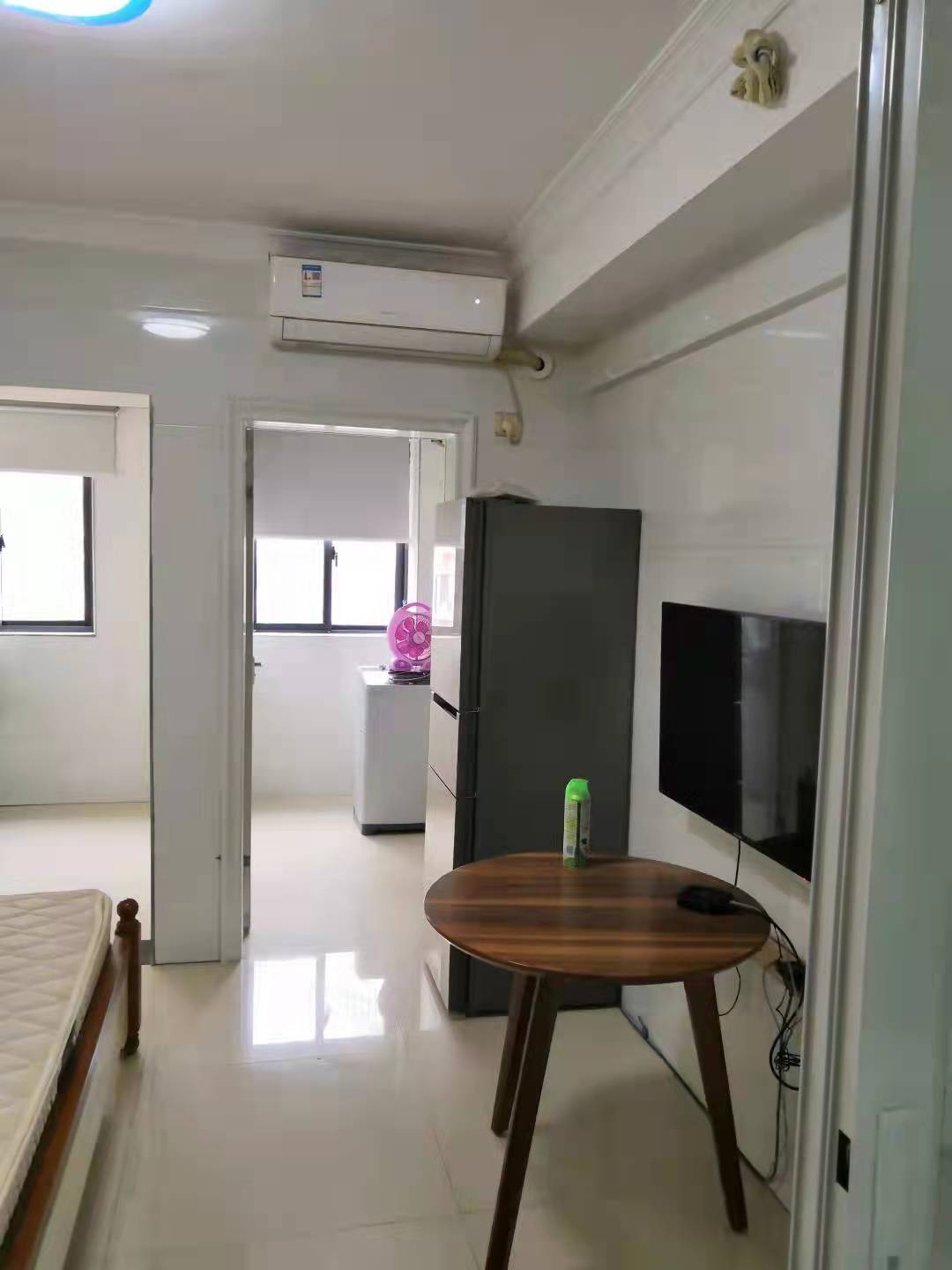 御江帝景 1室1厅1卫 1300.00元/月 御江帝景 1室1厅1卫 1300.00元/月室内图