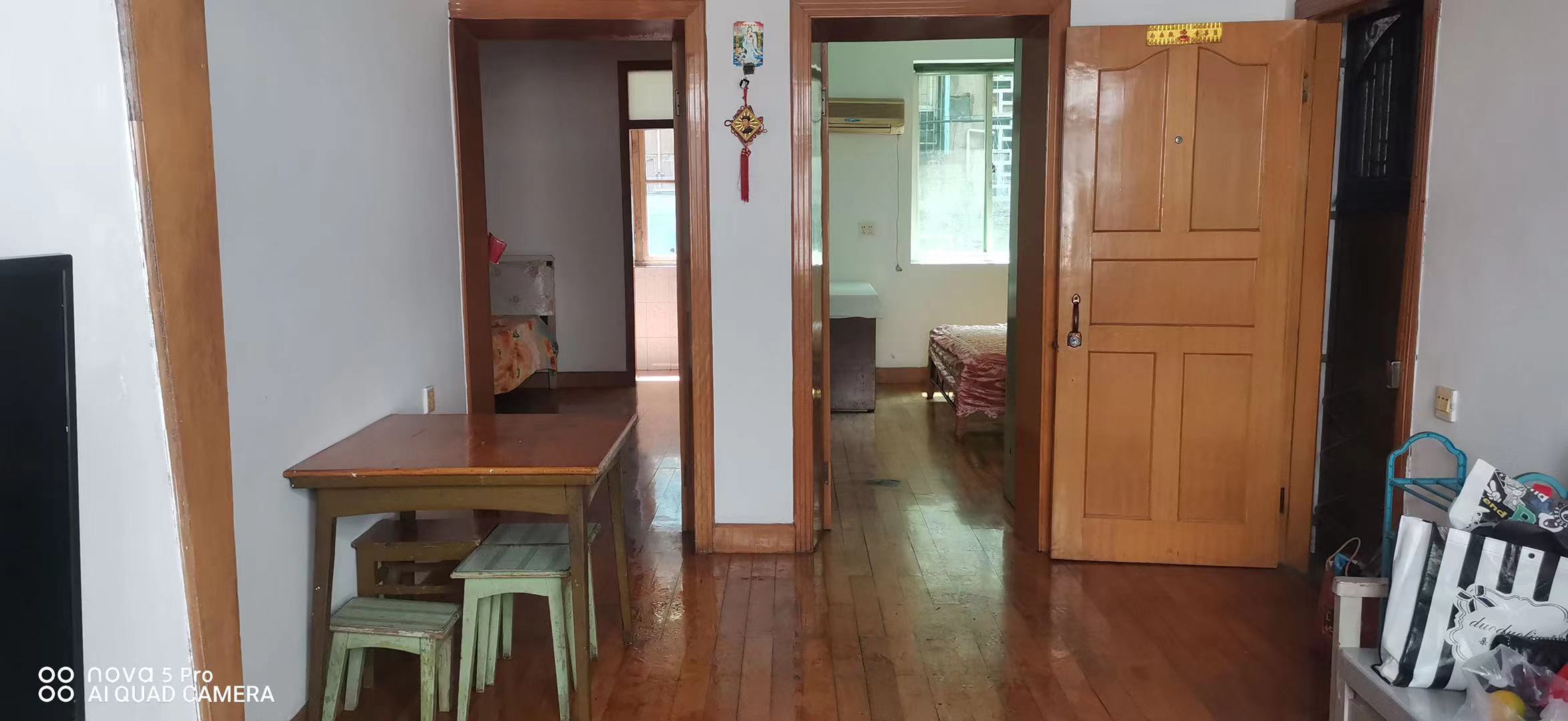 操坪社区  2室1厅1卫    1000.0元/月 操坪社区  2室1厅1卫    1000.0元/月室内图