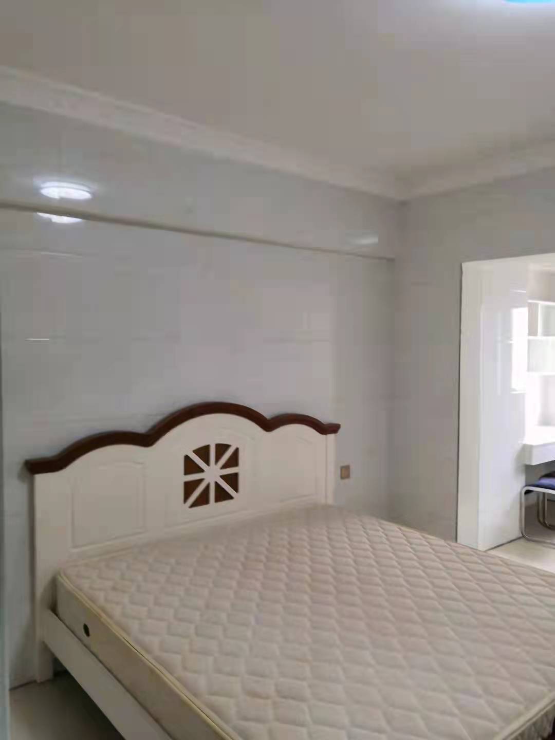 御江帝景 1室1厅1卫 1300.00元/月 御江帝景 1室1厅1卫 1300.00元/月室内图