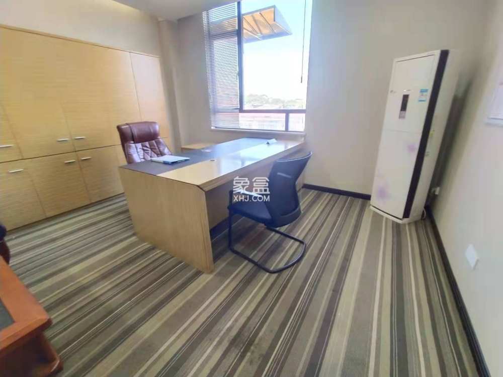 金山社区领秀CBD   165.0㎡      5600.0元/月室内图