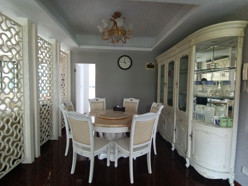 城市风景  3室2厅2卫    108.8万 城市风景  3室2厅2卫    108.8万客厅