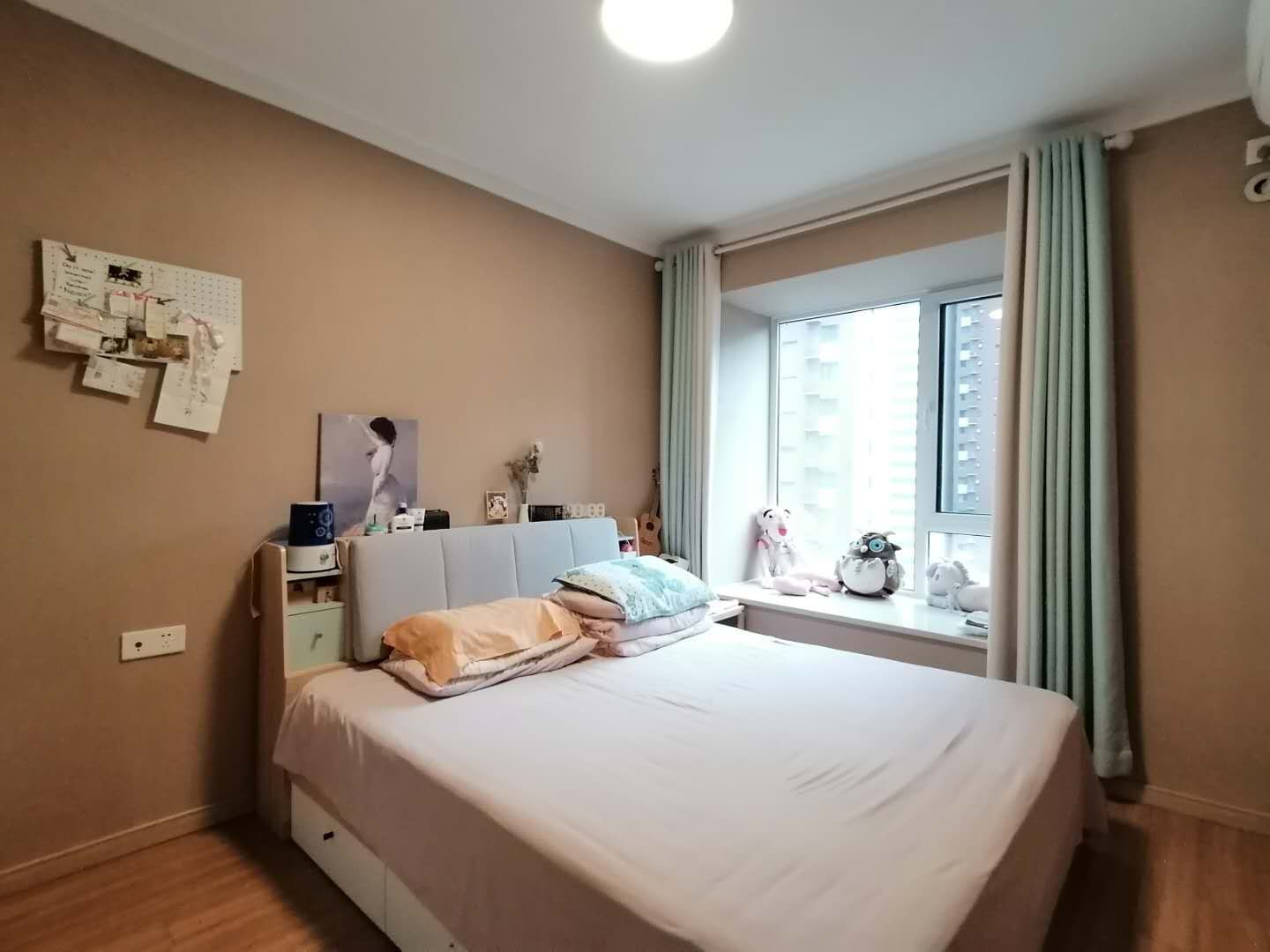 万科东方传奇  3室2厅1卫   3500.00元/月室内图