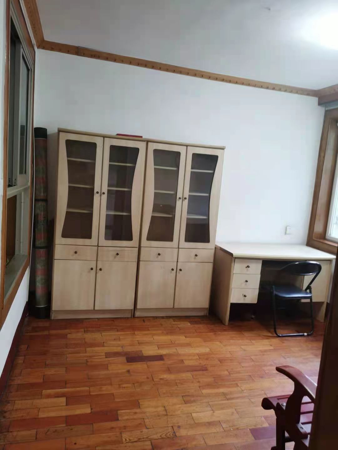 林业厅宿舍 3室2厅1卫 2500.0元/月 林业厅宿舍 3室2厅1卫 2500.0元/月室内图