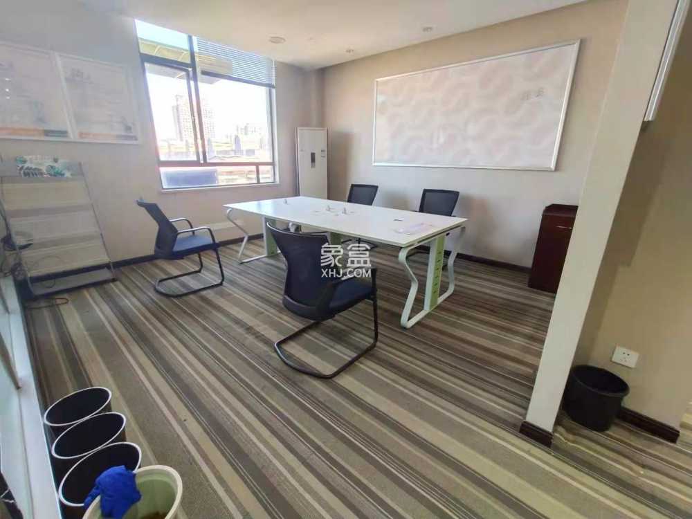 金山社区领秀CBD   165.0㎡      5600.0元/月室内图