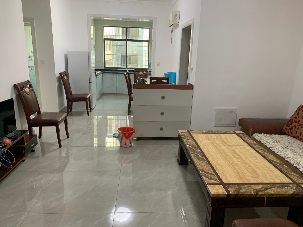 互助小区 3室2厅1卫 1400.0元/月 互助小区 3室2厅1卫 1400.0元/月户型图