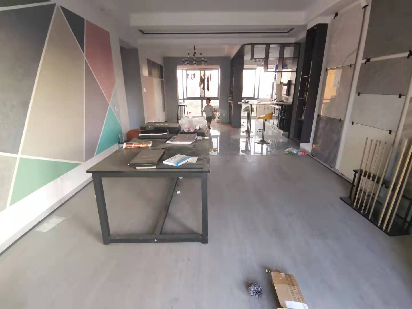 亿都漫城 5室2厅2卫 2800.0元/月 亿都漫城 5室2厅2卫 2800.0元/月室内图