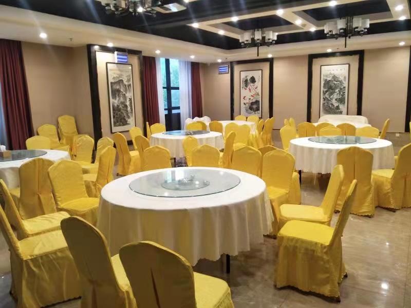 慈善大厦  1室1厅1卫    40200.0元/月 慈善大厦  1室1厅1卫    40200.0元/月室内图