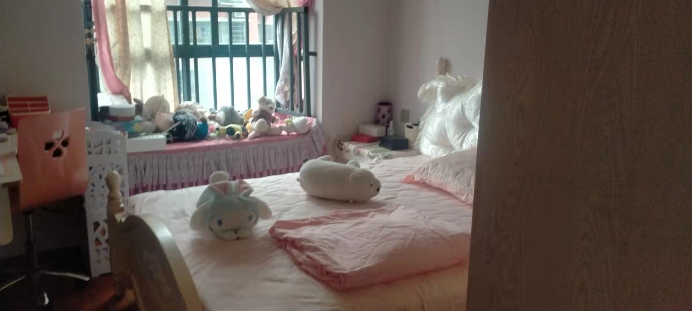 旺佳华府 4室2厅2卫 3500.0元/月 旺佳华府 4室2厅2卫 3500.0元/月室内图