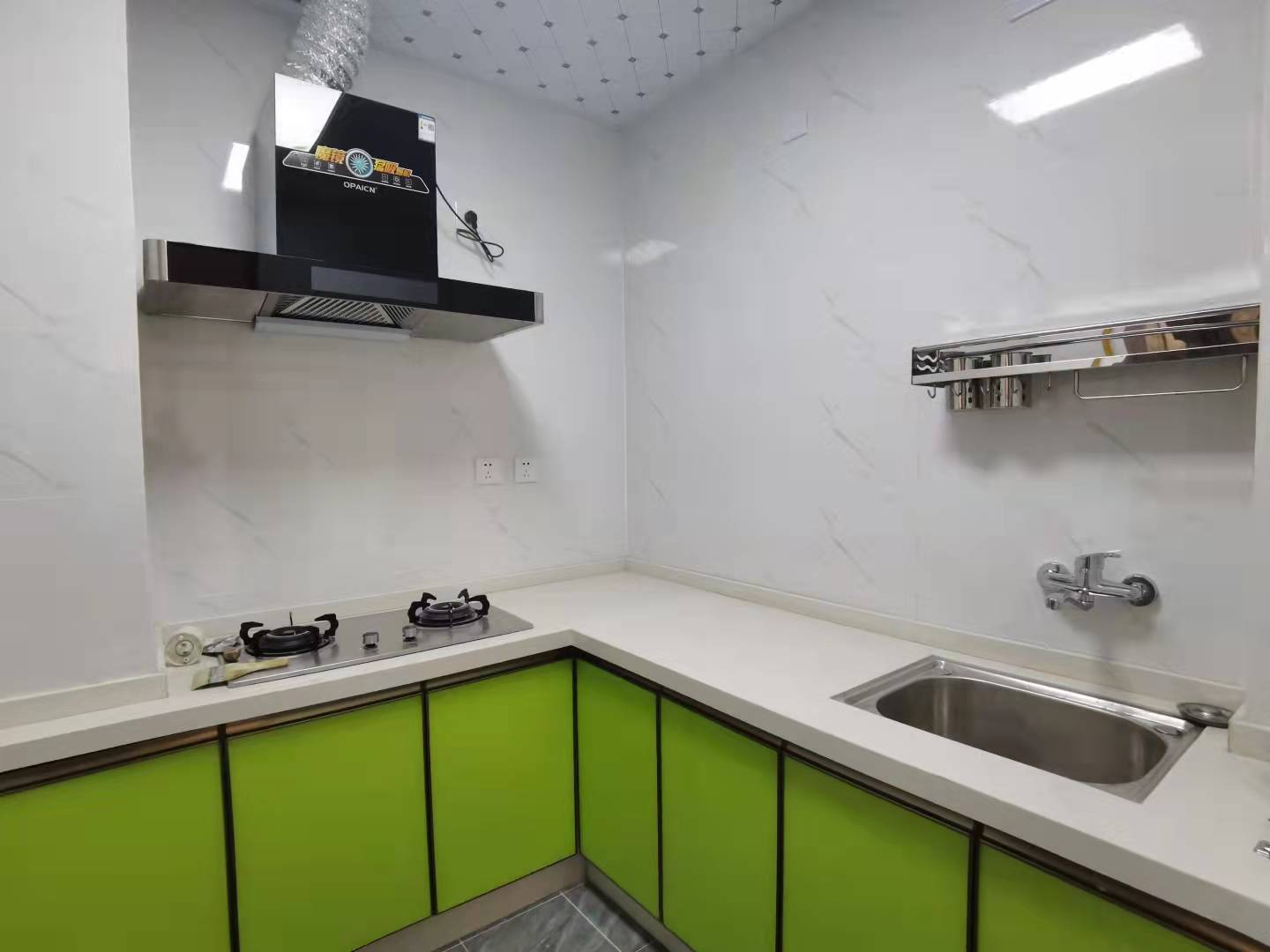 南湖锦苑 1室1厅1卫 1900.0元/月 南湖锦苑 1室1厅1卫 1900.0元/月室内图