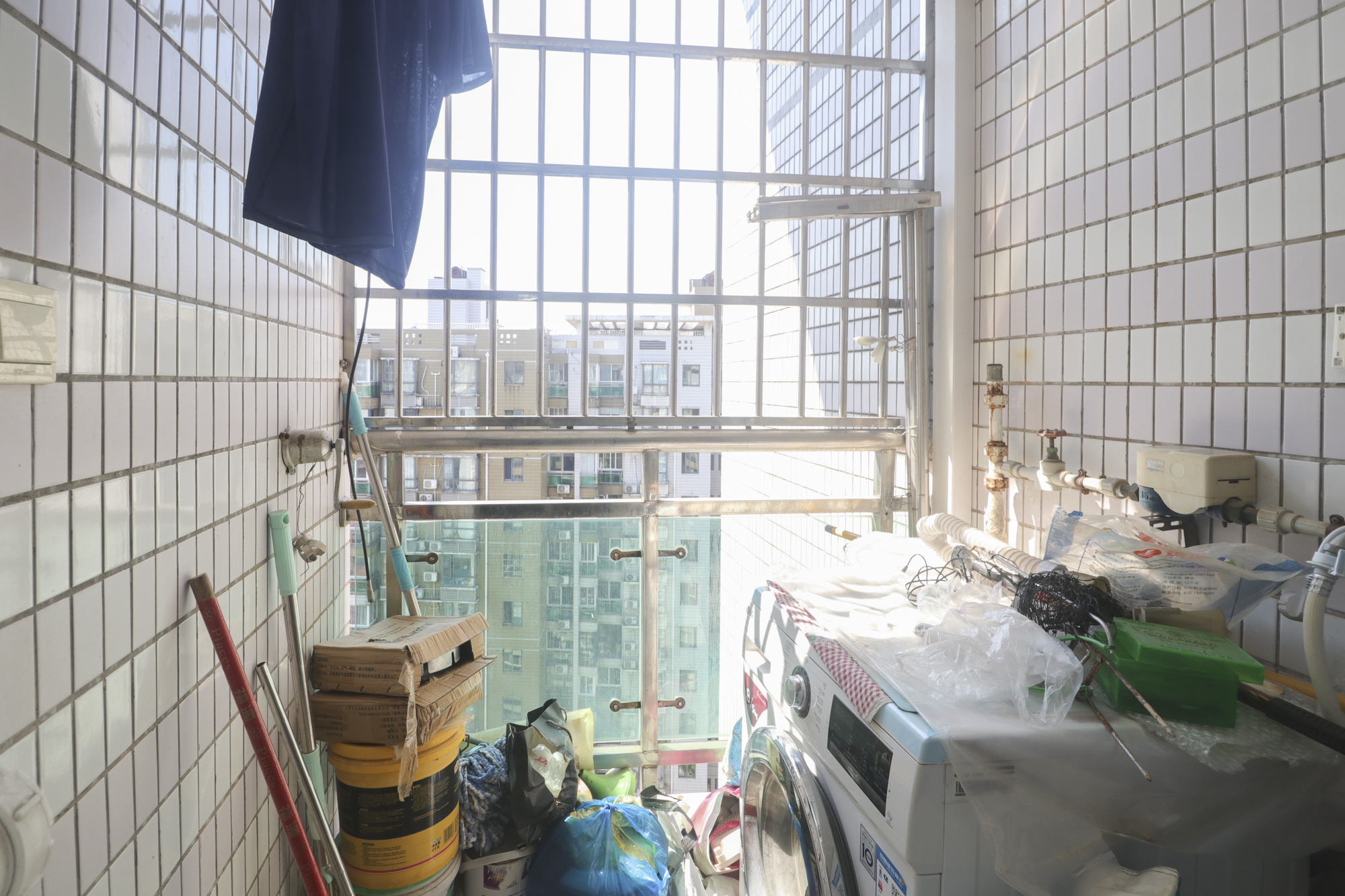 长房西城湾 3室2厅 148.00万阳台