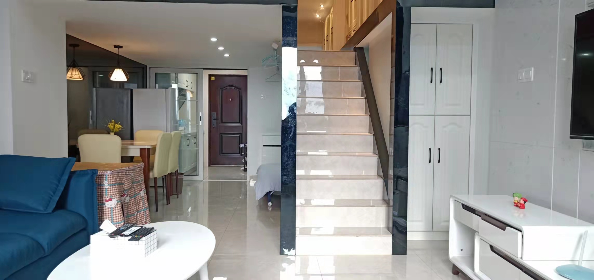 荣悦台  1室1厅1卫    3200.0元/月室内图