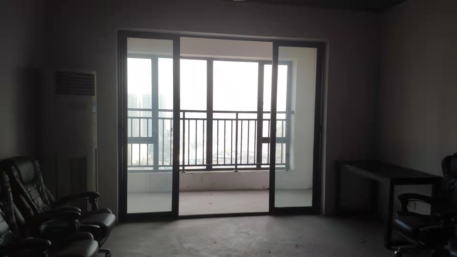 长房天翼未来城 3室2厅2卫 2000.0元/月 长房天翼未来城 3室2厅2卫 2000.0元/月室内图