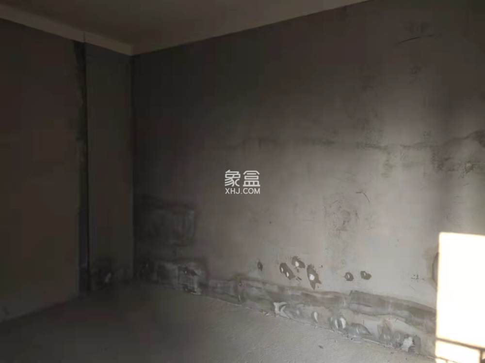 六合幸福里  3室2厅2卫    70.8万